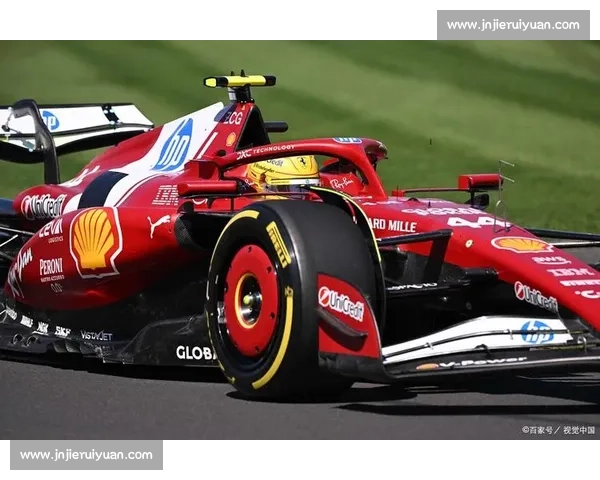 包场观赛！F1 中国站一家三口的定制速度盛宴